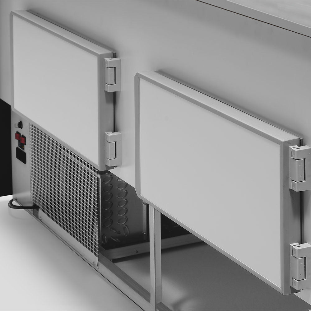 Kühltheke mit gebogenem Glas, Umluft mit Reservefach - SCHWARZ - ML10/B5-VV/R2