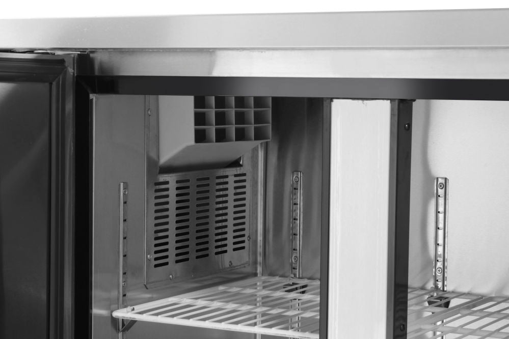 Tiefkühltisch, dreitürig Kitchen Line 390 L