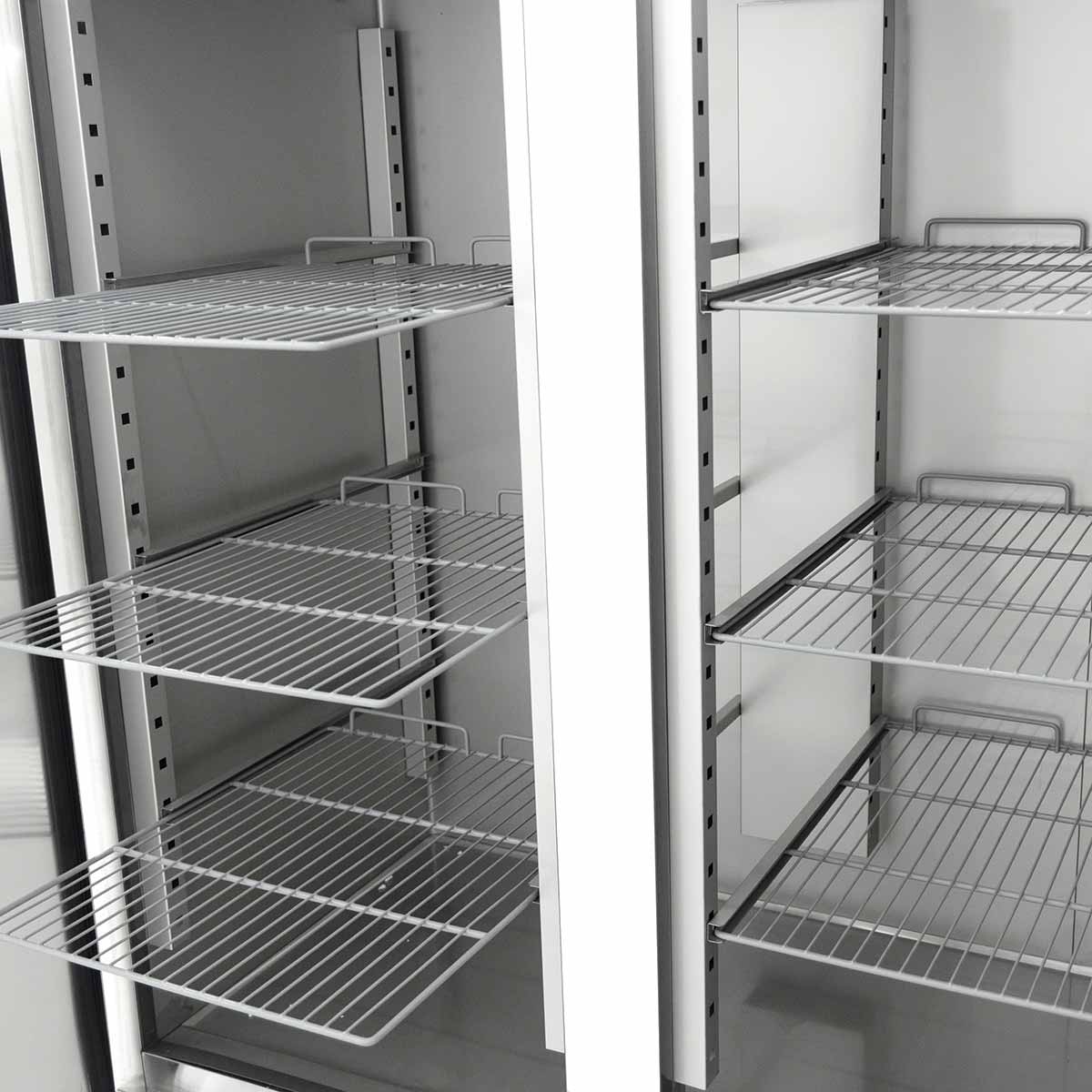 EASYLINE Tiefkühlschrank 1400 / 2-türig GN2/1