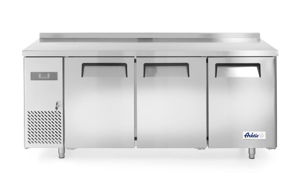 Kühltisch, dreitürig Kitchen Line 390 L