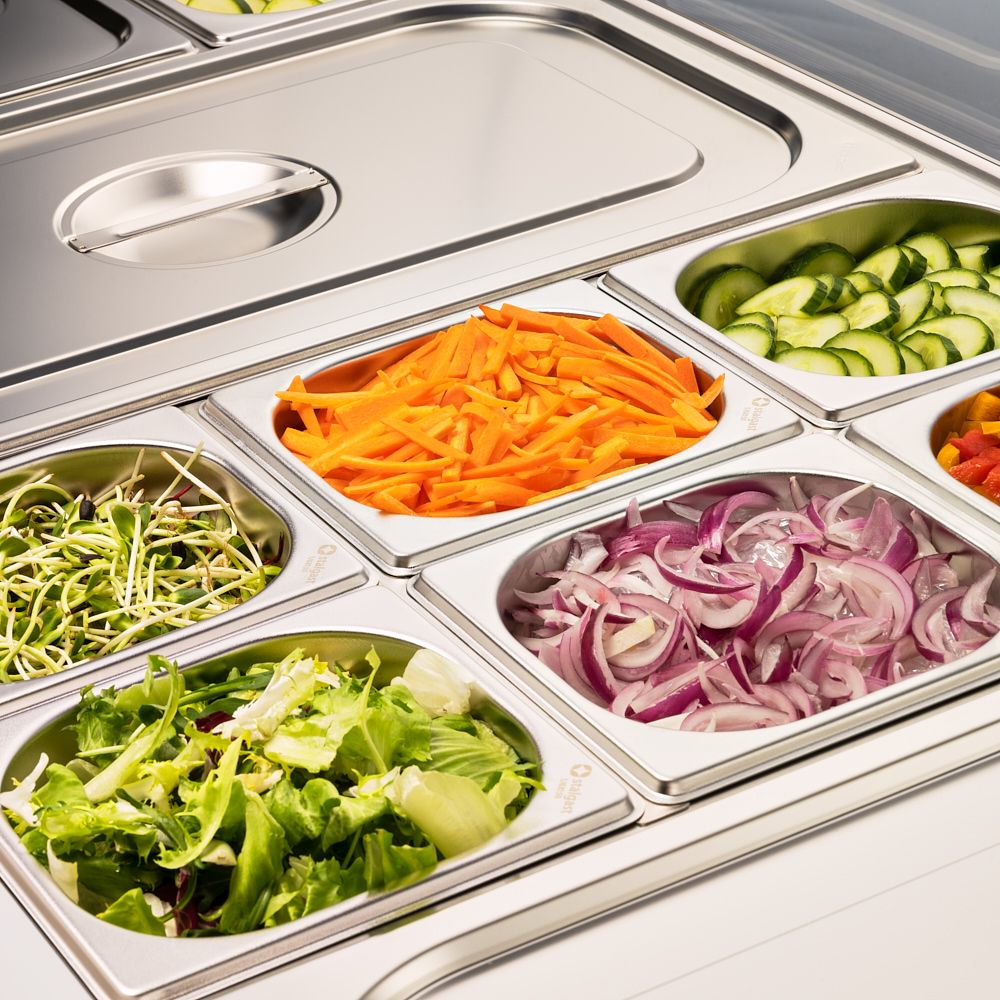 Starline Saladette mit Glasabdeckung, 3-türig, 16x GN 1/4