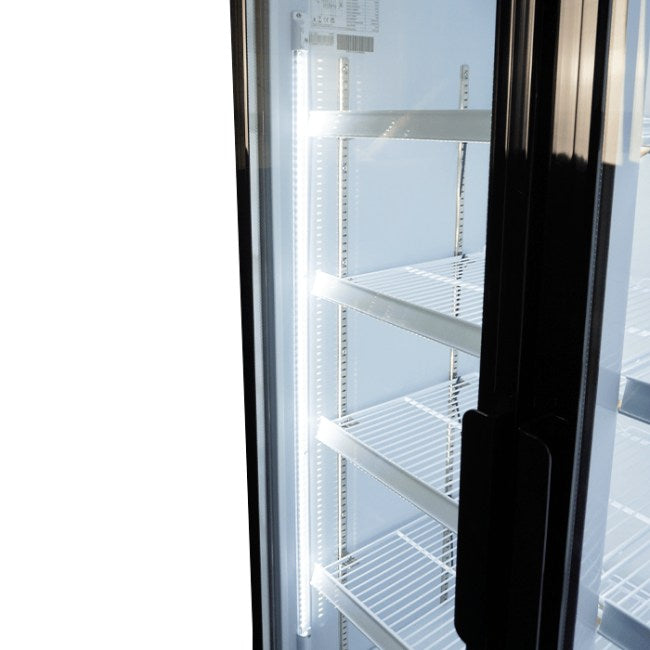 Getränkekühlschrank mit 3 Glastüren, 1065 Liter