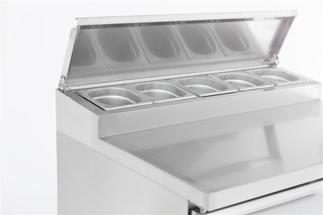 Saladette 2 Türen 5x1/6 GN - Behälter