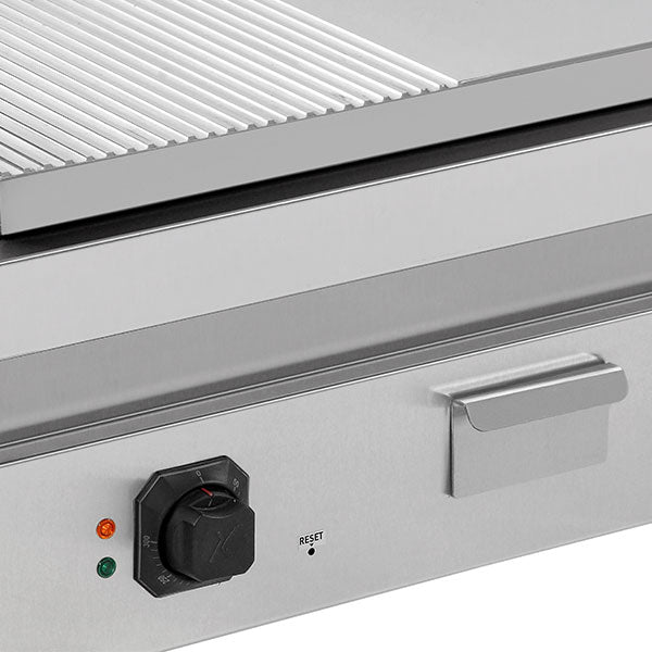 Elektrische Grillplatte â€“ 1/2 Glatt + 1/2 Geriffelt â€“ E70GP20B+GS