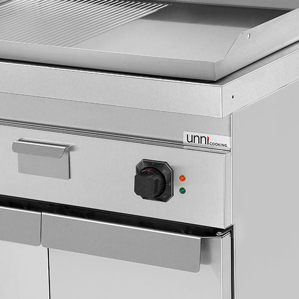 Elektro-Grillplatte â€“ 1/2 Glatt + 1/2 Geriffelt CHROME â€“ E70GP20+GSK