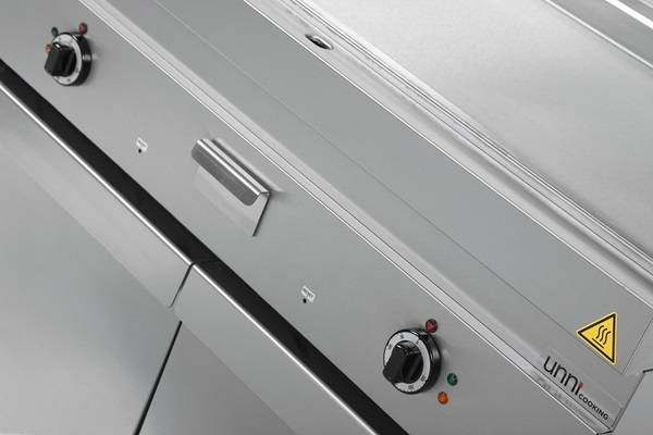 Elektrische Grillplatte â€“ Geriffelt 1/3 â€“ E65GP30B-G
