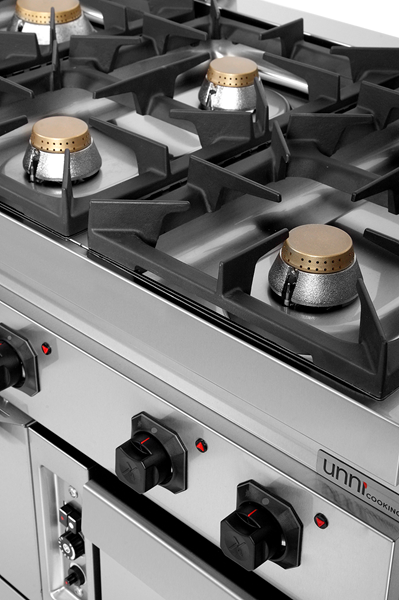 Gaskochfeld mit Gasbackofen â€“ 6 Brenner - G70FGO30-K