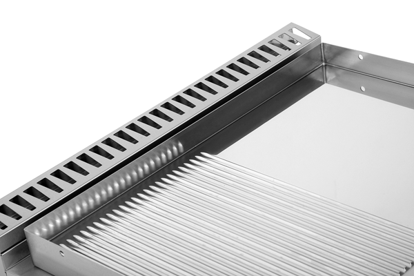 Griddle plate Gasâ€“ 1/2 Smooth - 1/2 Grooved Chrome â€“ G70GP20B+GSC