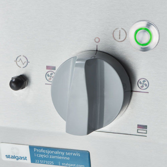 Gasherd ECO 4 Brenner mit Elektro-Heißluftofen (600 x 400 mm / GN 1/1) Serie 700 ND - G20, 4-Brenner (2x3,5 + 2x5 kW)