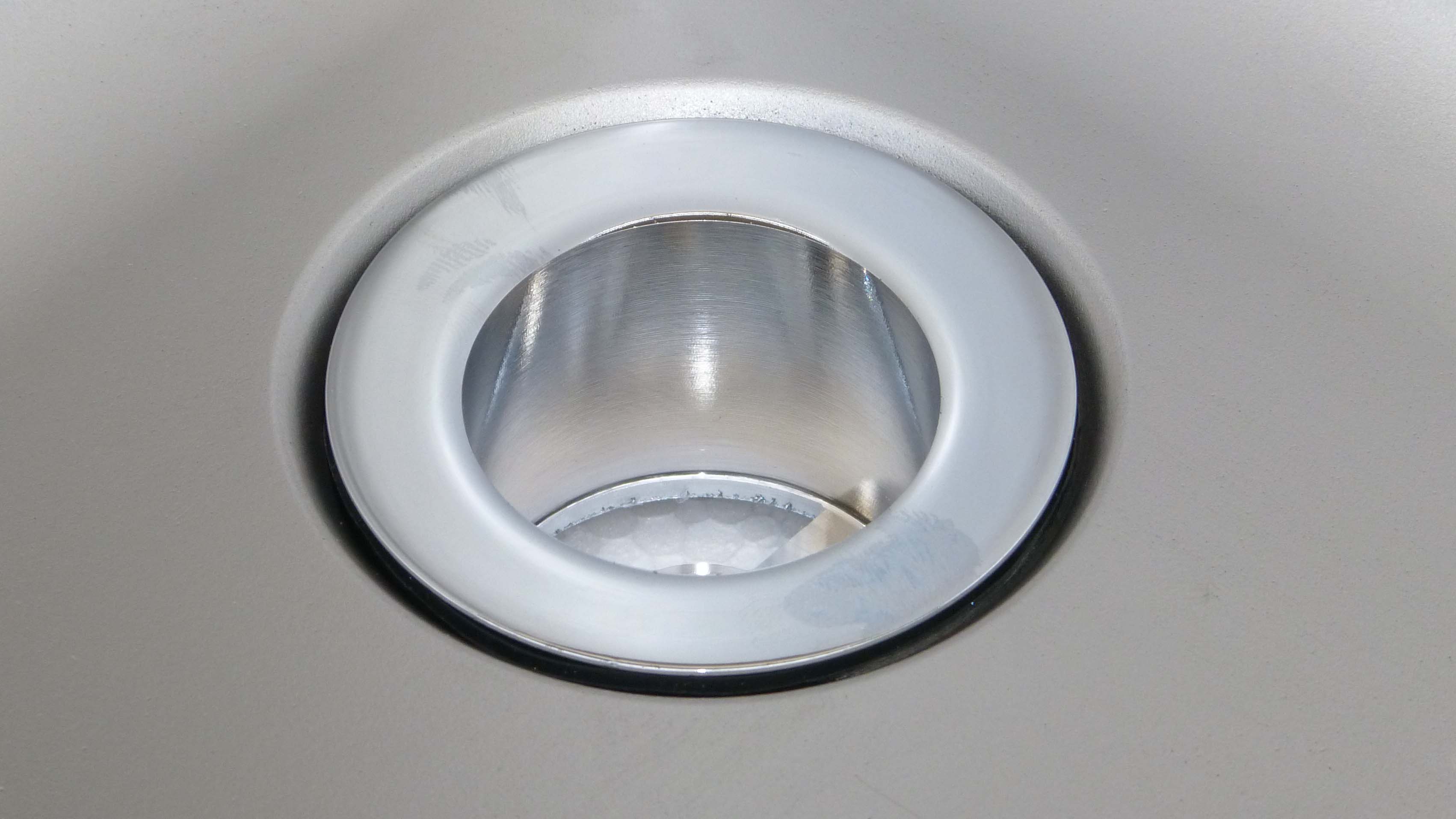 Spültisch aus Edelstahl, zwei Becken links, 180 x 70