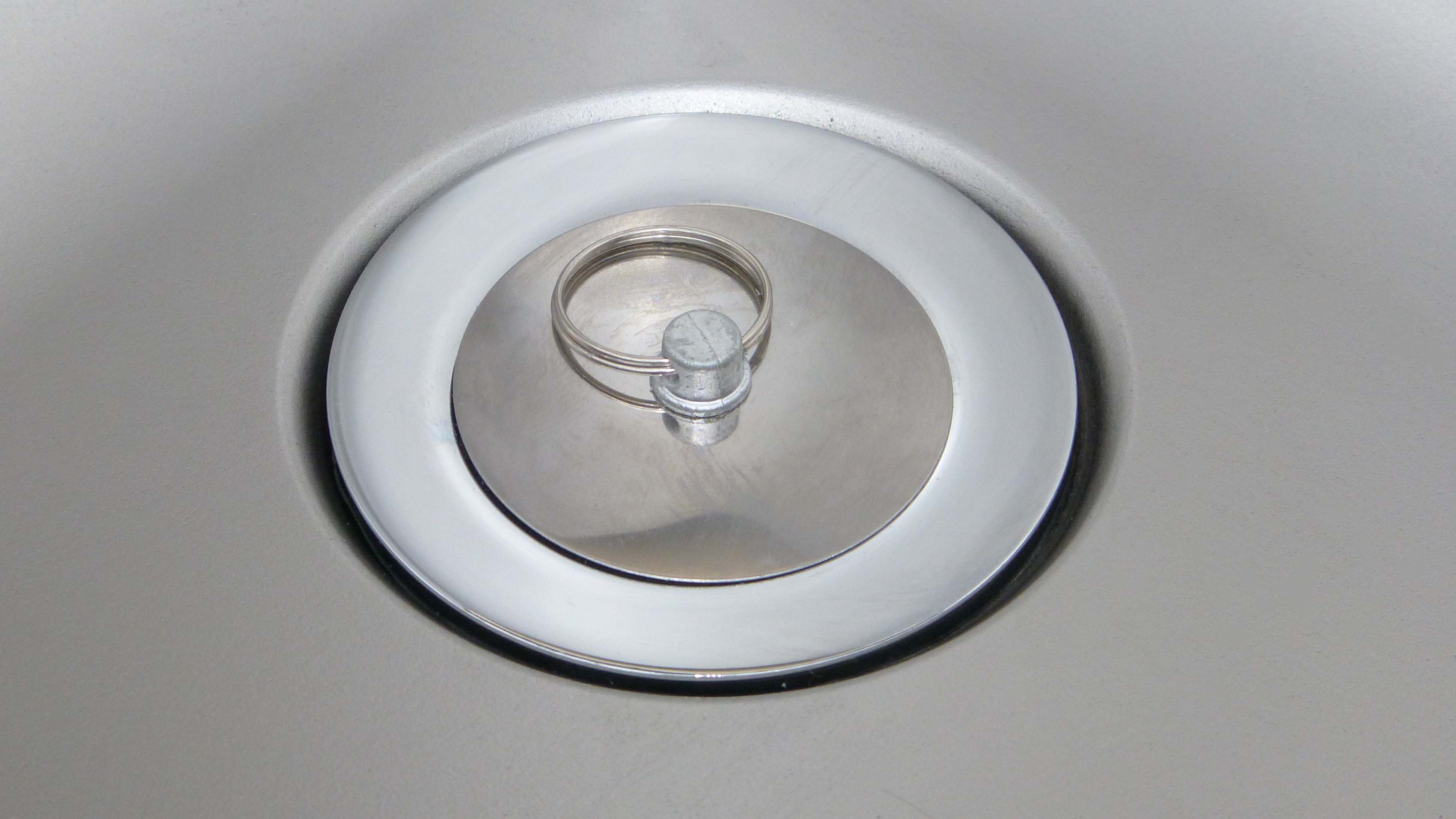 Spültisch aus Edelstahl, zwei Becken links, 180 x 70